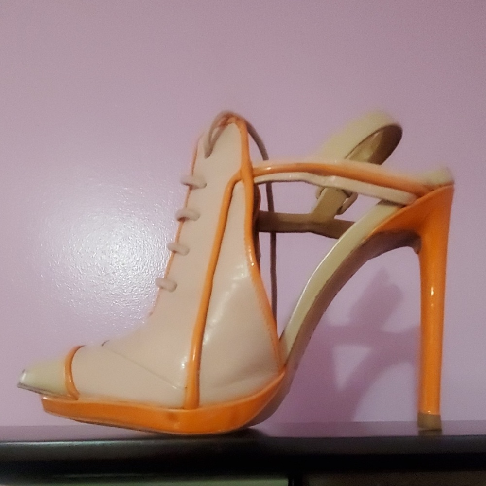 L.a.m.b high heel shoes